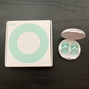 Loop Quiet 2 Earplugs in Mint Green with Case